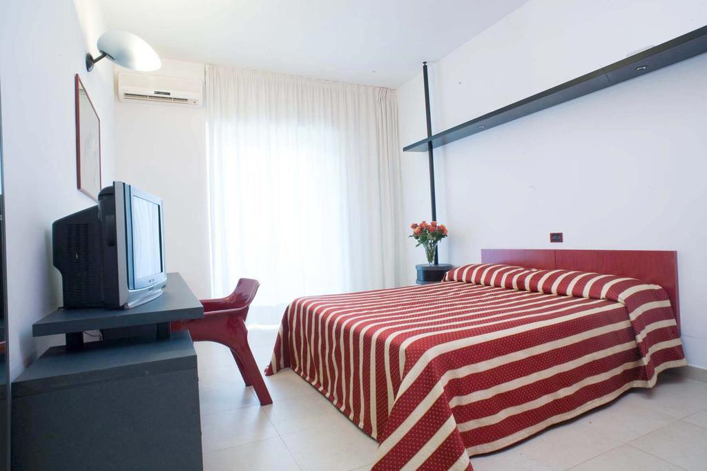 Garden Hotel Molfetta Room photo