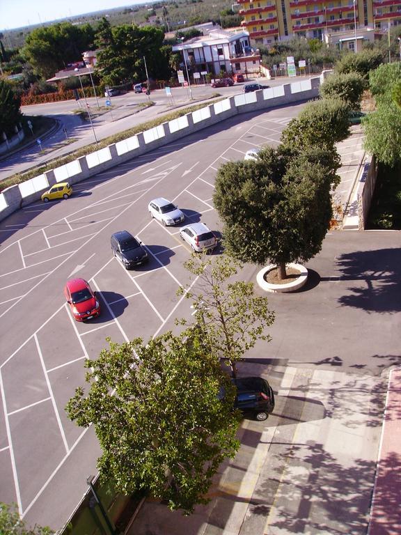Garden Hotel Molfetta Exterior photo