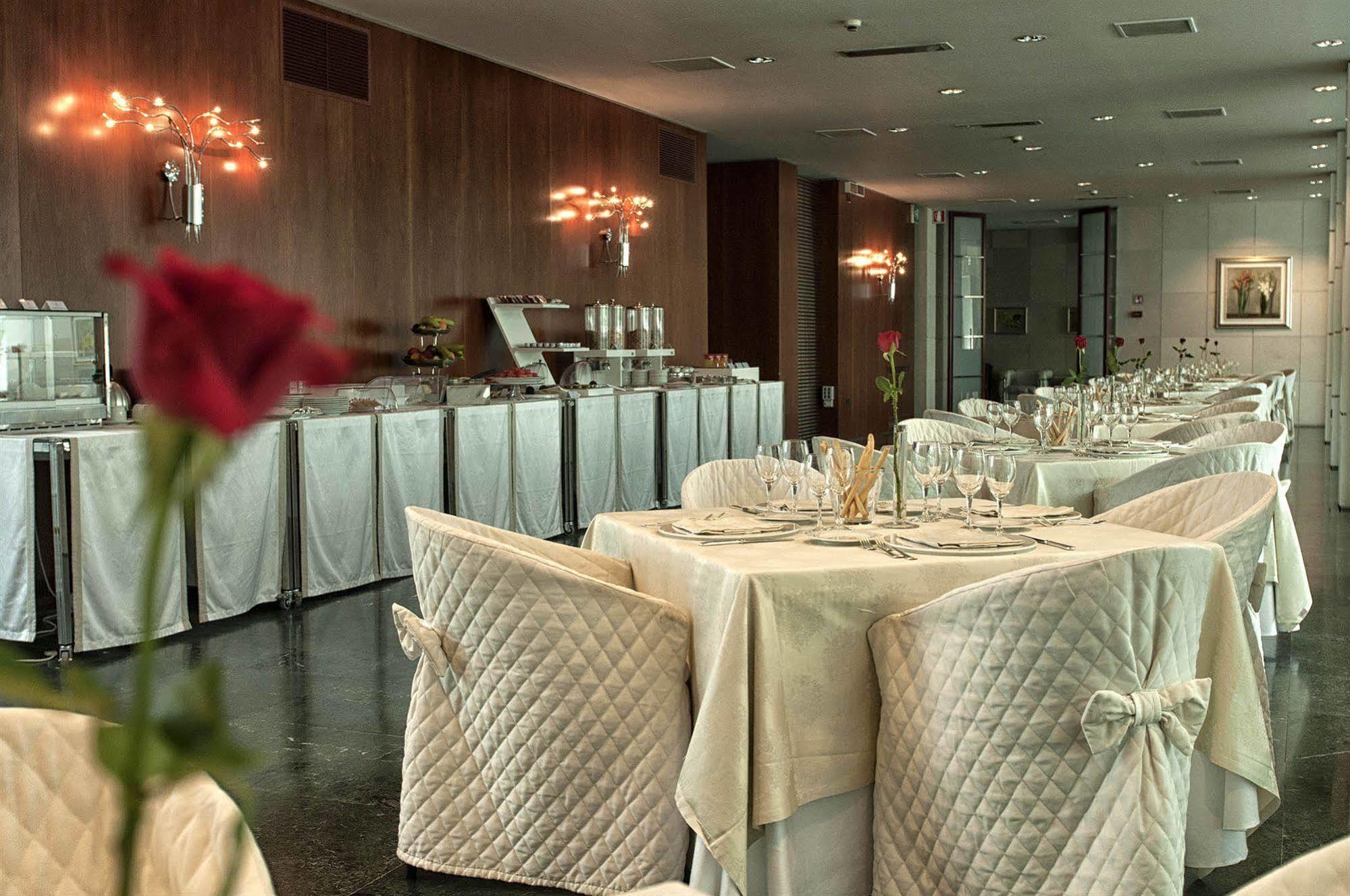 Garden Hotel Molfetta Exterior photo