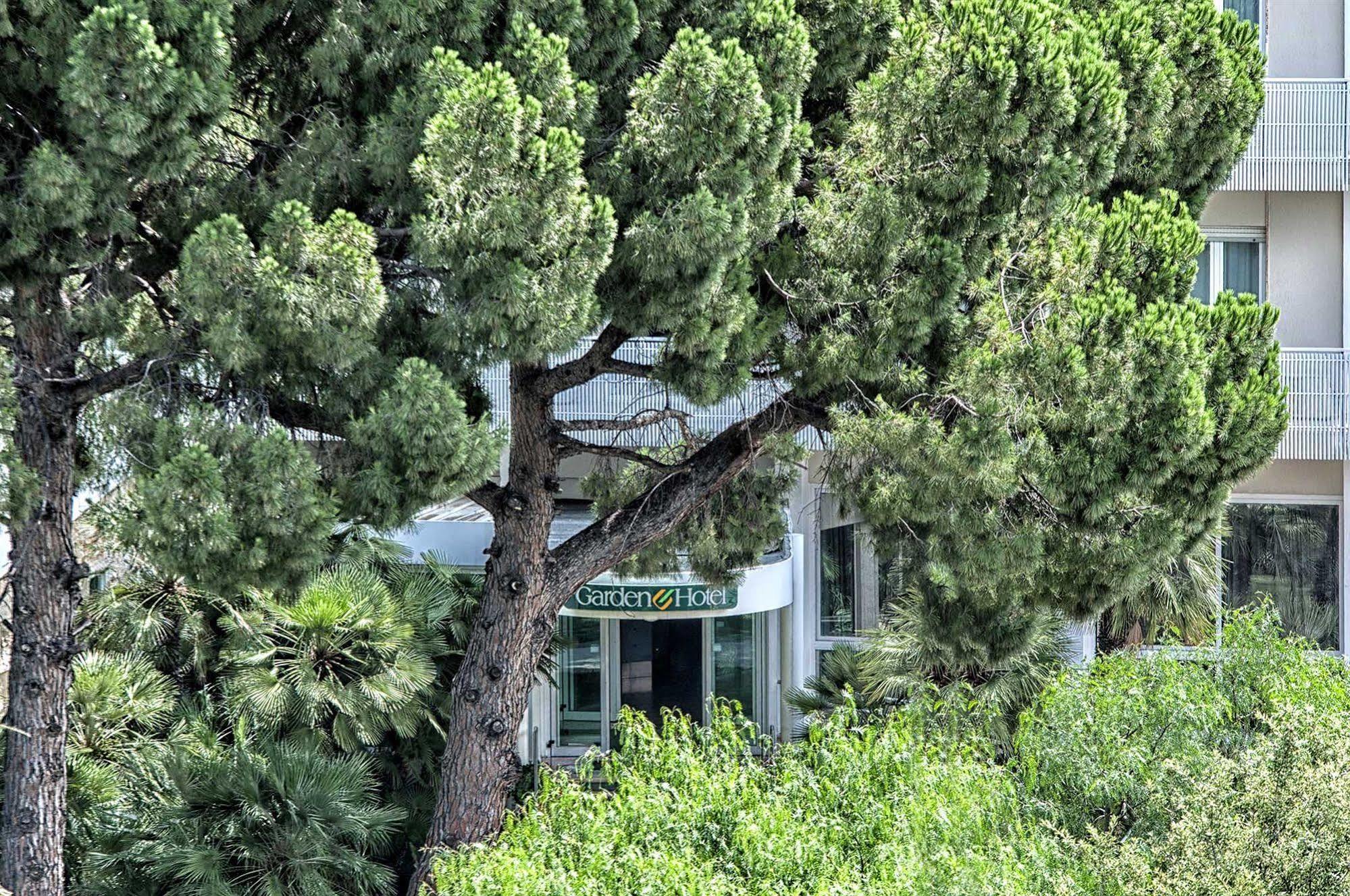 Garden Hotel Molfetta Exterior photo